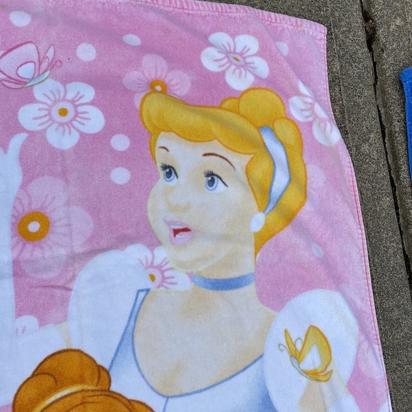 Vintage Disney Beach towel set - Picture 5 of 14